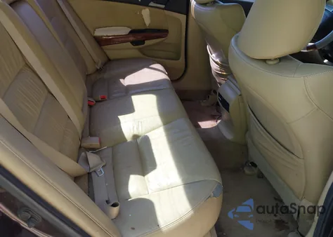 2011 Honda Accord 2.4 Ex-L from USA, damaged, VIN 1HGCP2F87BA083393